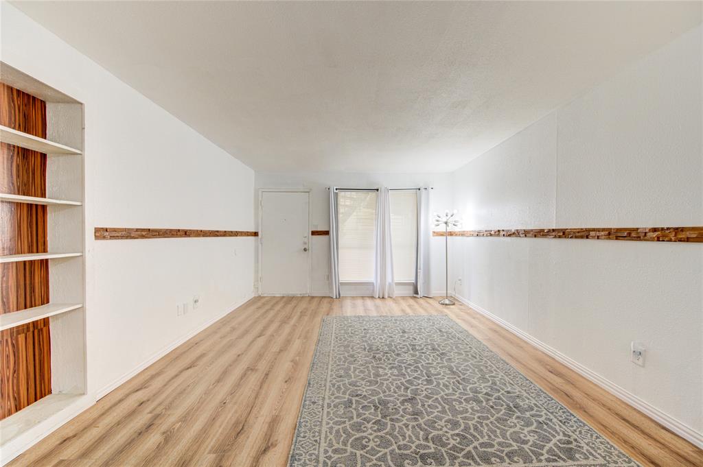 Photo #9: 19409566 Listing 