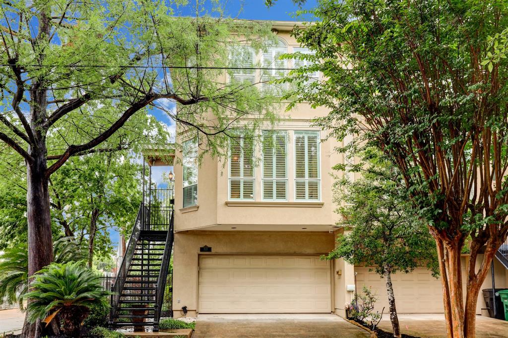 1826 Vermont Street, Houston, TX 77006 - Property Listing at The Reyna Group