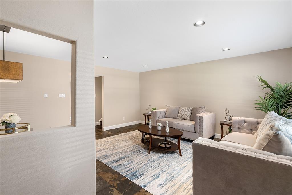 Photo #4: 68998632 Listing 