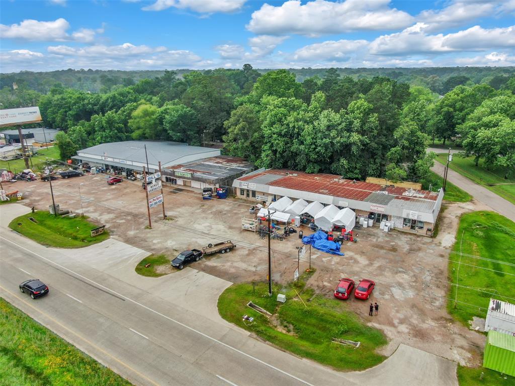 18020 US Highway 59, New Caney, TX 77357