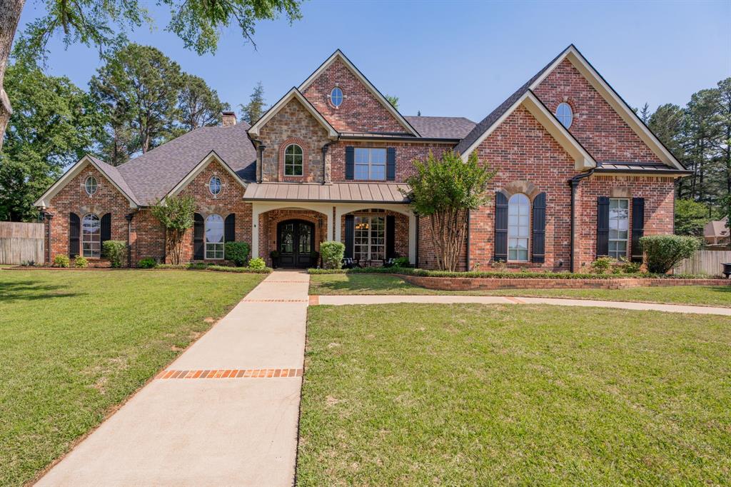 Photo for MLS Id 38522036 located at 104 Lake Lou Ella