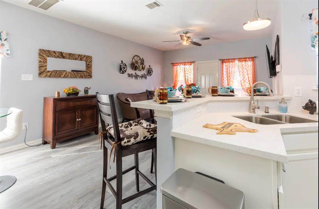 Photo #9: 70889174 Listing 