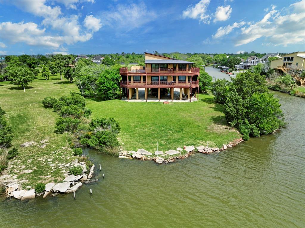 303 Winkler Street, Baytown, TX 77520