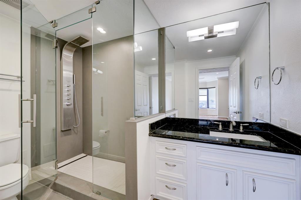 Photo #8: 33747104 Listing 