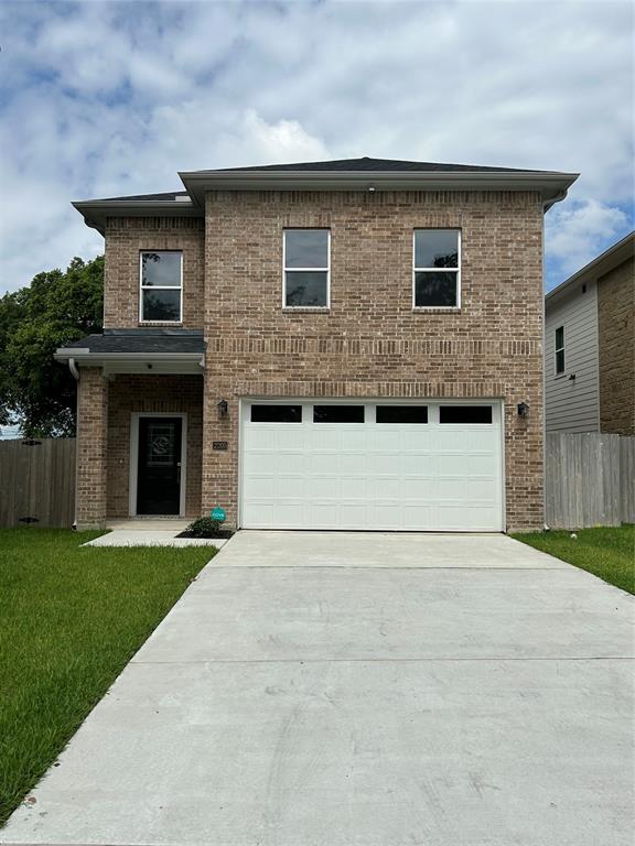 2205  Silverbonnet Street Houston Texas 77055, 24