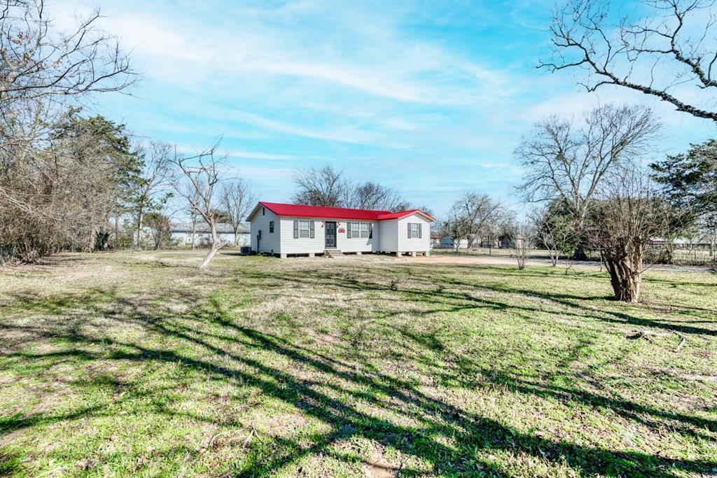 9393  willow st midway, TX 75852