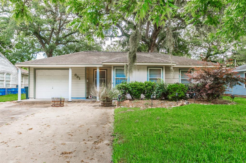 831 Magnolia Street, Lake Jackson 831 Magnolia Street Lake Jackson Texas 77566, 5