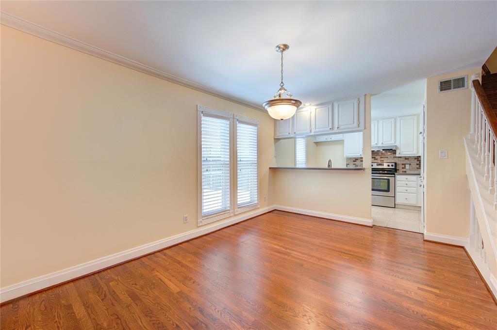 Photo #11: 65239095 Listing 