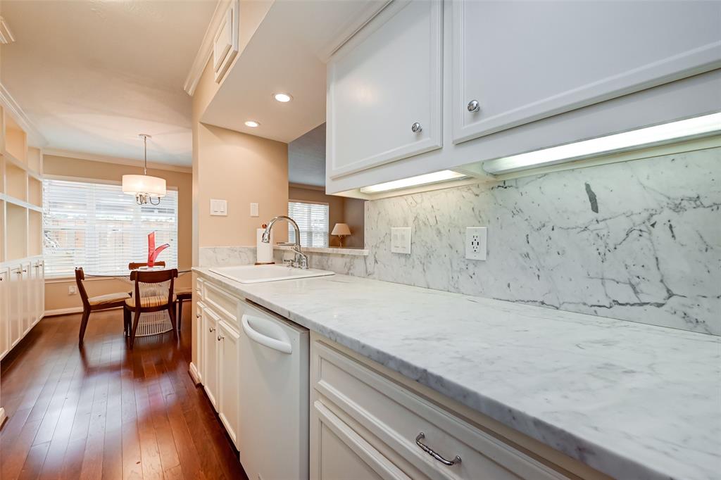Photo #12: 49311550 Listing 
