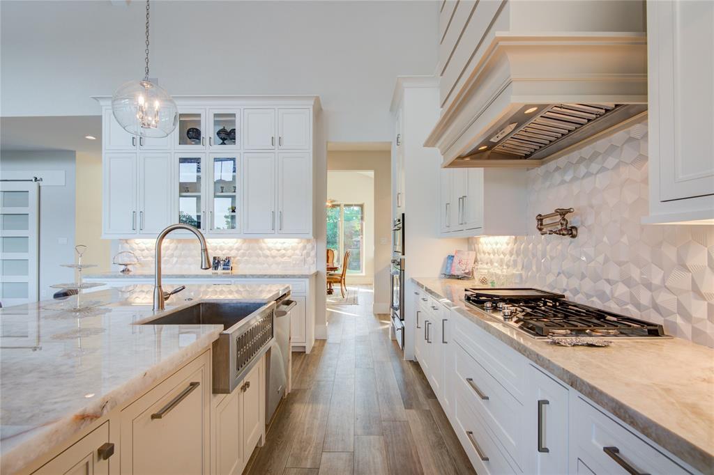 Tons of counter space for cooking and entertaining