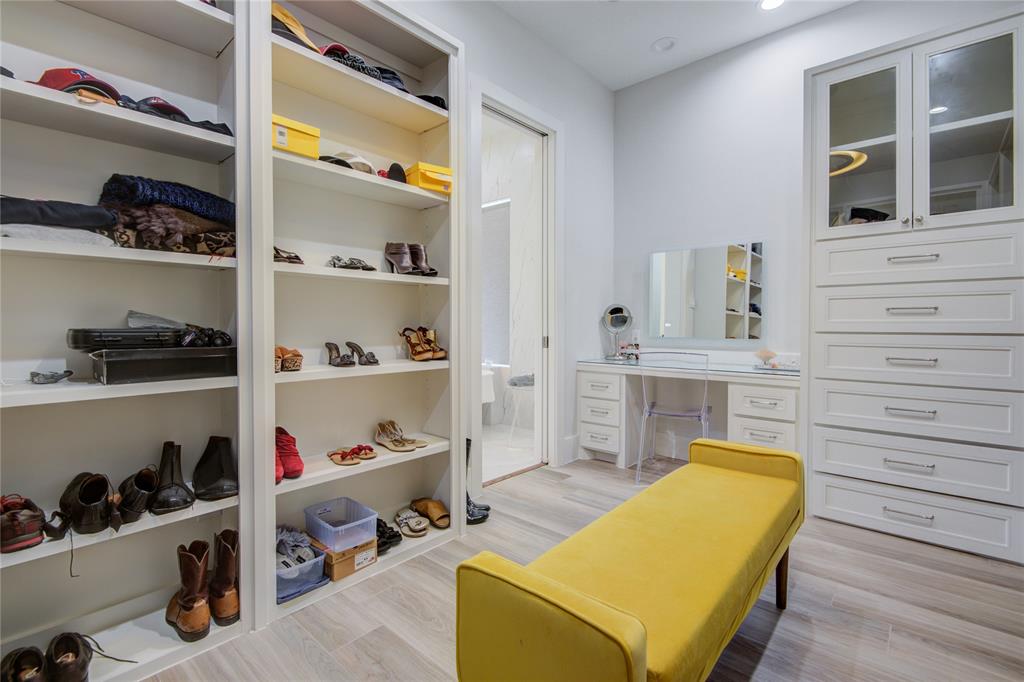 Custom Walk-in Closet and dressing area