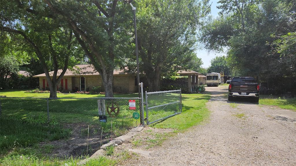 9310 Drive, Houston, TX 77064