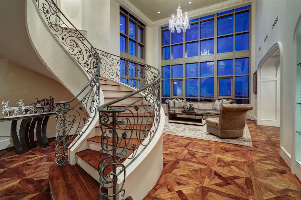 Photo #3: 49045496 Listing 