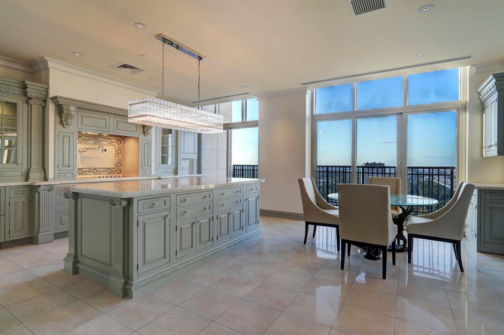 Photo #9: 49045496 Listing 