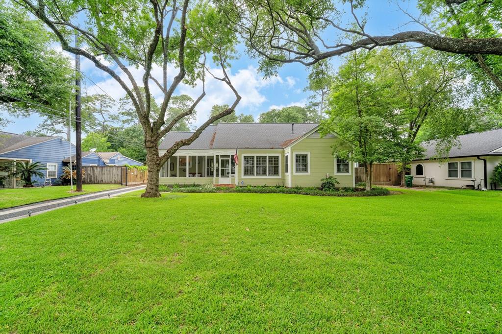 706 W 42nd Street, Houston, TX 77018