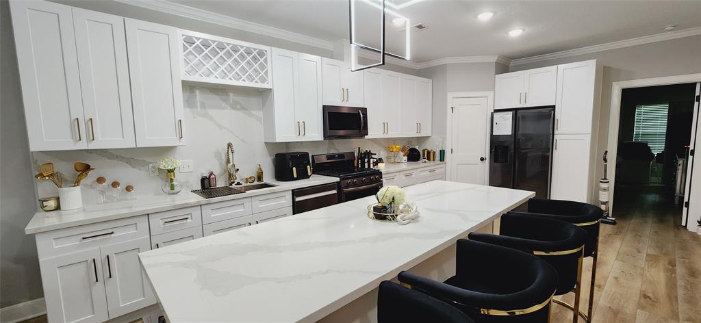 Photo #12: 52565209 Listing 