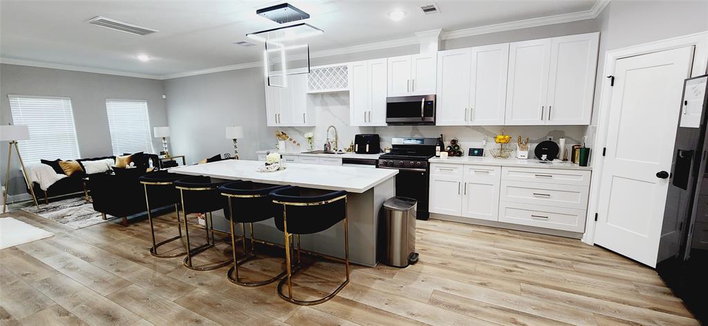 Photo #10: 52565209 Listing 