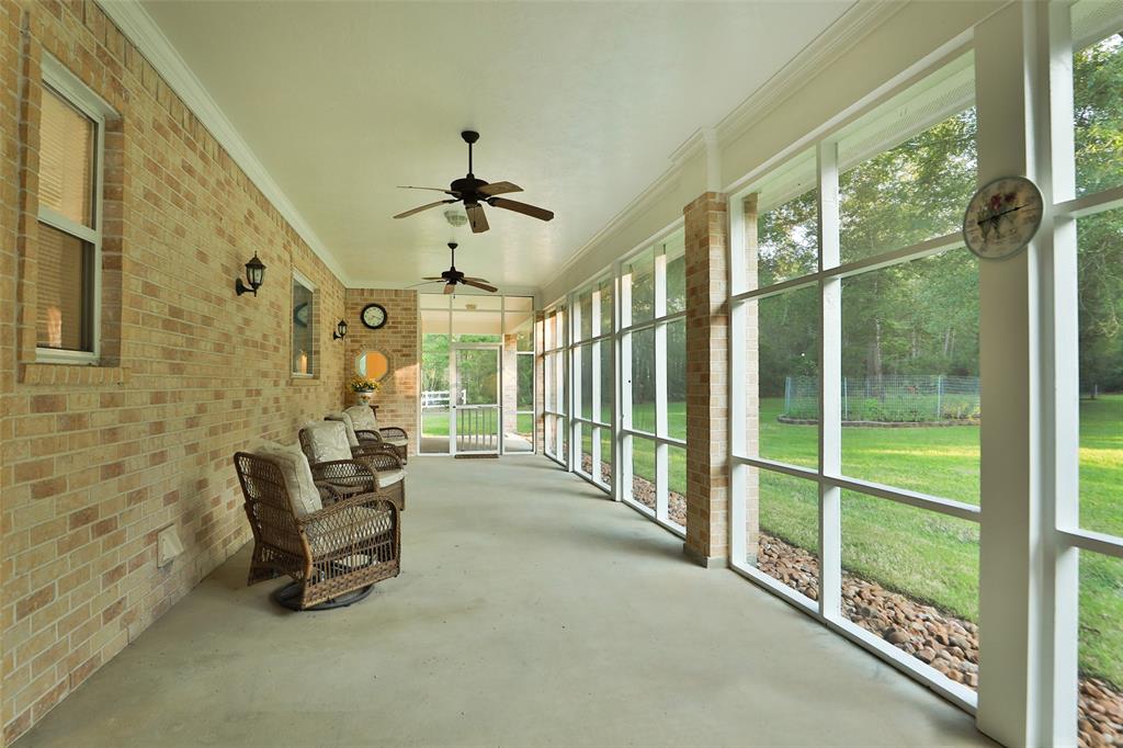 Absolutely spectacular screened back porch-faces SW, mosquito free and space for large parties and/or lots of plants.