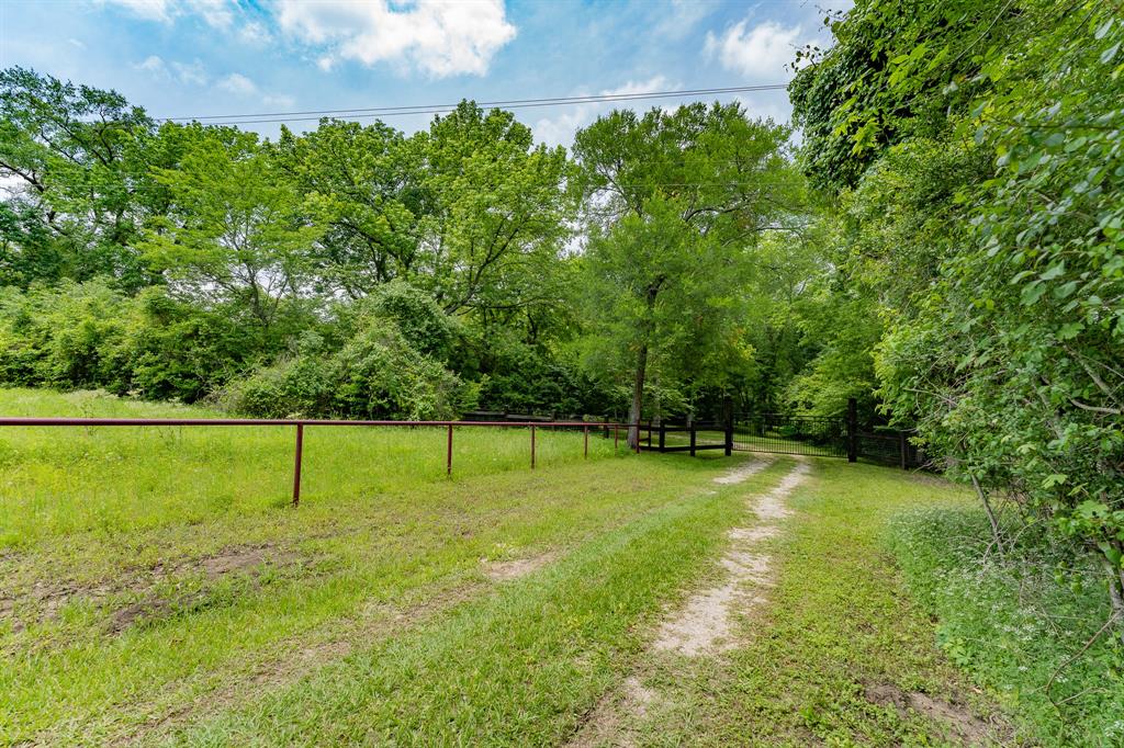 980 Hill Farm Rd, Coldspring, TX 77331 - HAR.com