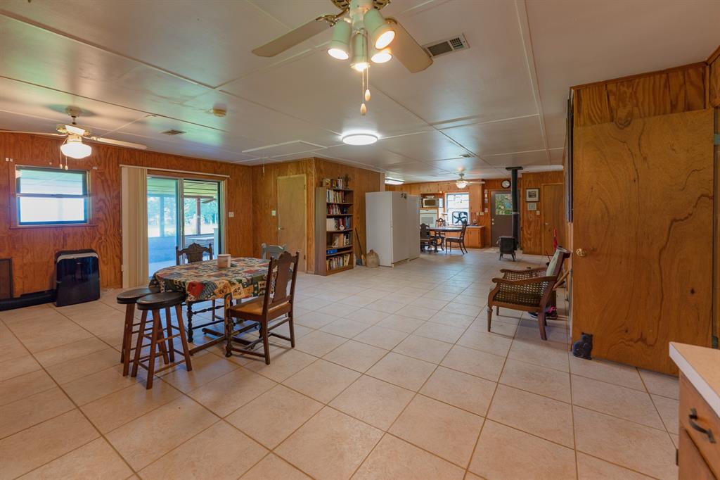 980 Hill Farm Rd, Coldspring, TX 77331