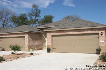 2566-2568 Pahmeyer Rd