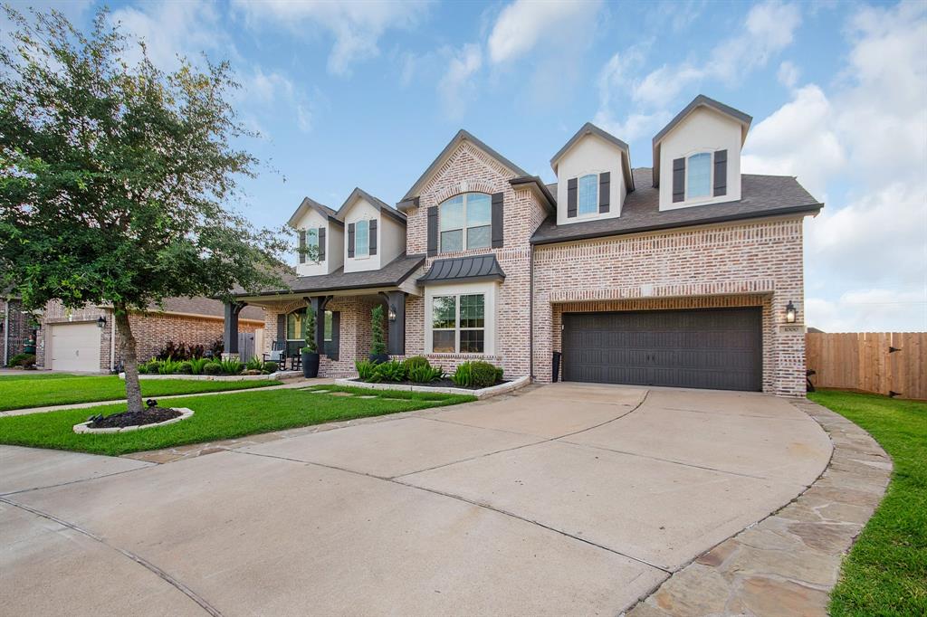 1000 Bolivar Point Lane, Friendswood, TX 77546