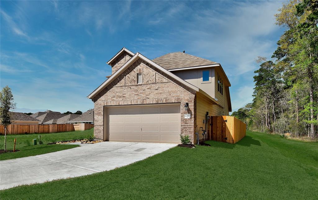 Notice the extra long driveway.
