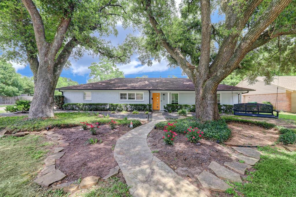 1754 Parana Drive, Houston, TX 77080 - Property Listing at The Reyna Group