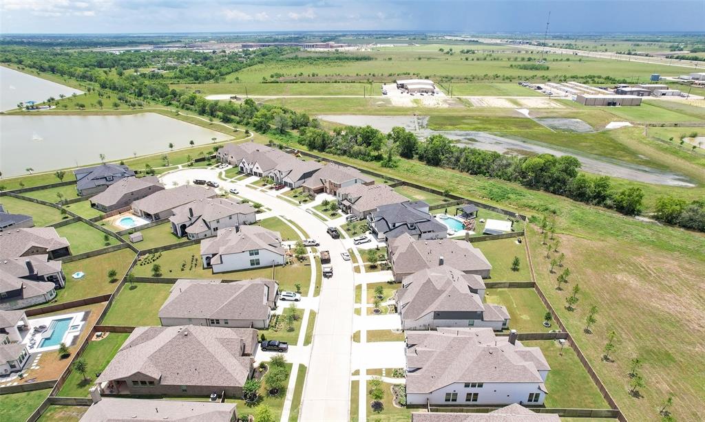 10114 Blythe St, Iowa Colony, TX 77583