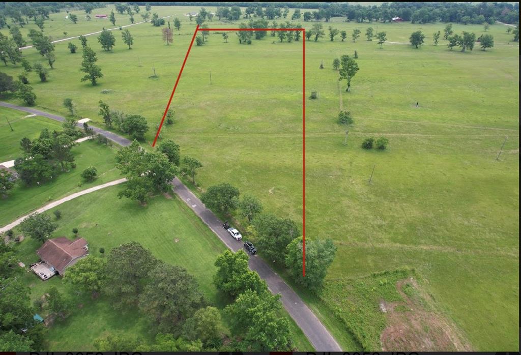 Welcome to Milam Ranch! This 12 acre tract is perfect for you to build your dream homestead or cattle ranch. This property is deed restricted with a current Ag exemption. City water and electricity are available. Schedule your showing today!