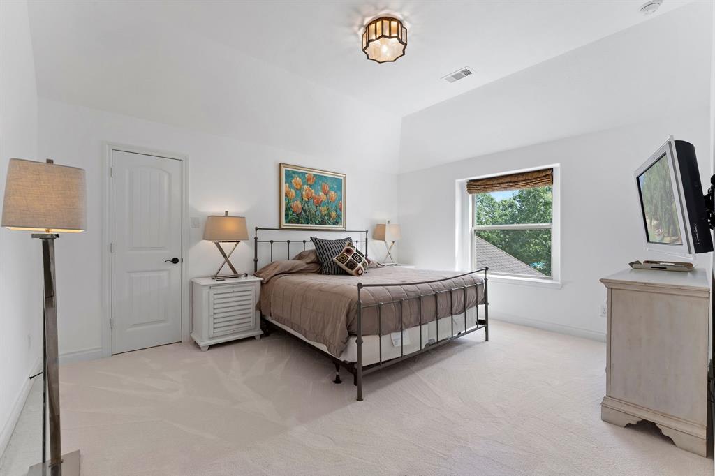Upstairs to the right are 2 bedrooms separated by a Jack and Jill bathroom.