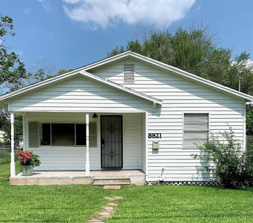 8821  Comal Street Houston Texas 77051, 3