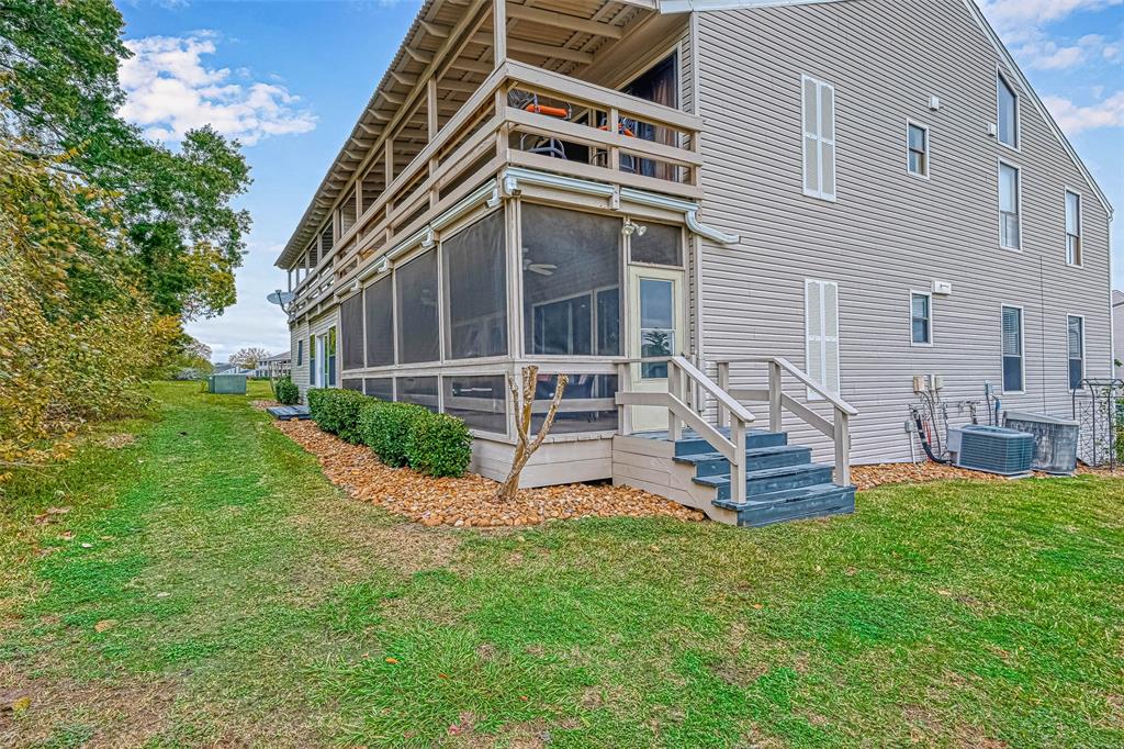 147 April Point Drive, Montgomery, TX, 77356, 
