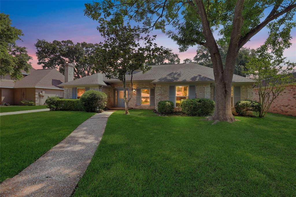 3047 Tam Oshanter LN