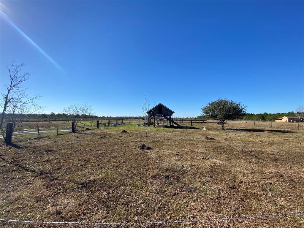 6006 Fm 686, Dayton, TX 77535