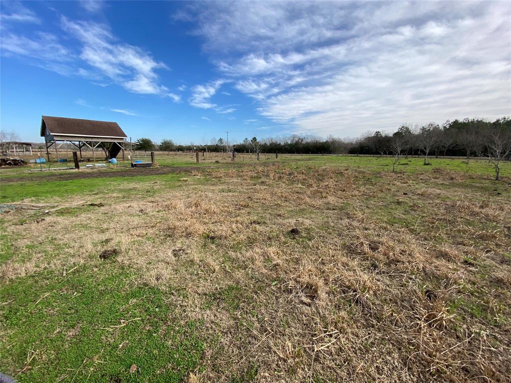 6006 Fm 686, Dayton, TX 77535