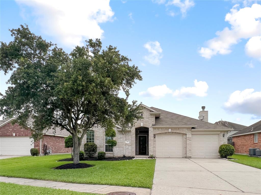 2967 Winter Berry Court, Pearland, TX 77581