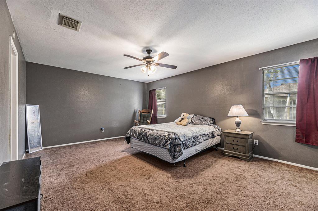 Huge Master Bedroom