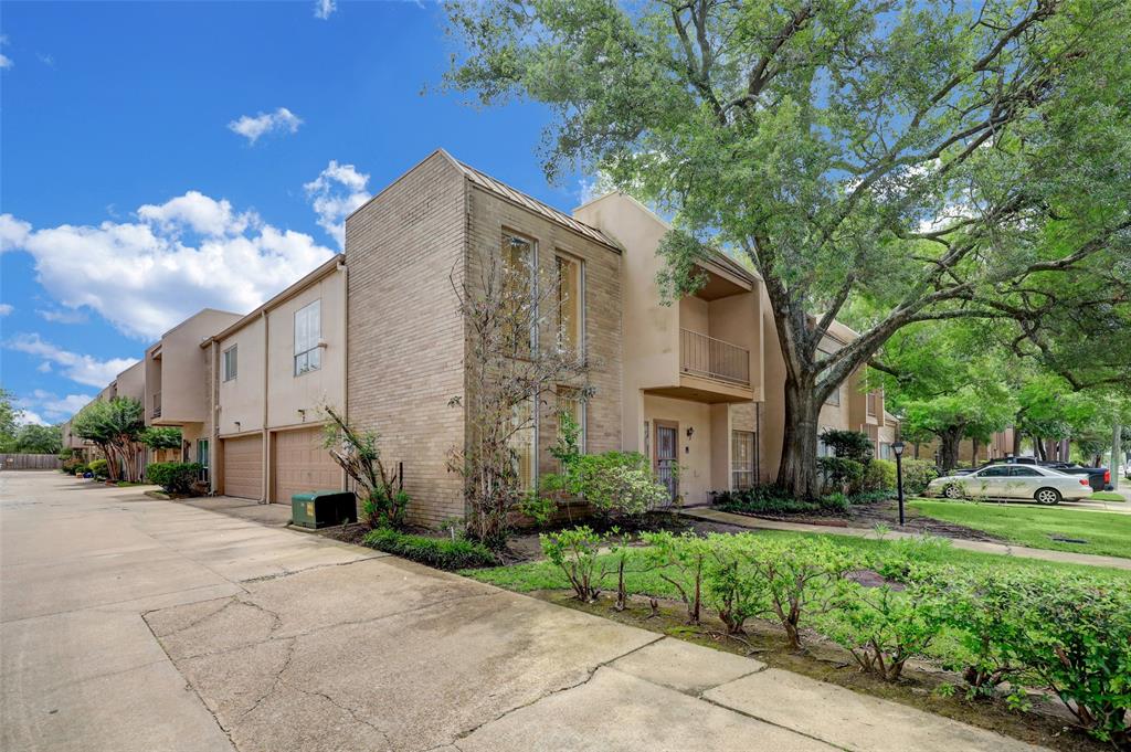 1115  Augusta Drive Houston Texas 77057, 22