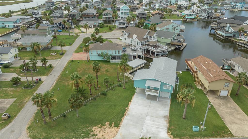 16529 Tortuga Way, Jamaica Beach, TX 77554