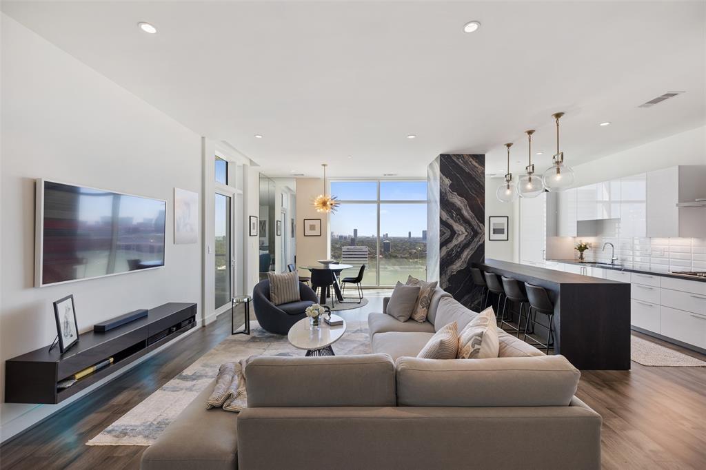 G, Living Room, 4521 San Felipe Street #2102, Houston, TX, 77027, 