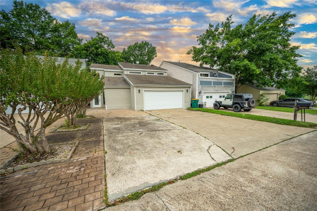 Front, 13 Waters Edge Street, Conroe, TX, 77356, 