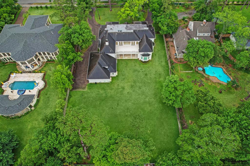 218 Blalock Rd, Piney Point Village, TX 77024