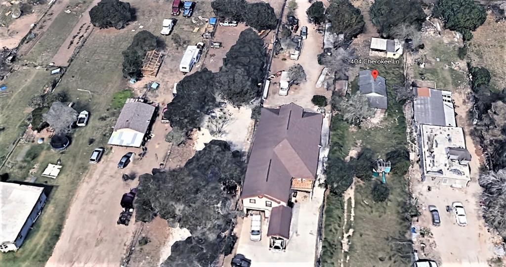 404 Cherokee Ln