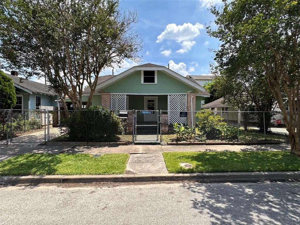 4006 Woodleigh Street, Houston 4006 Woodleigh Street Houston Texas 77023, 4