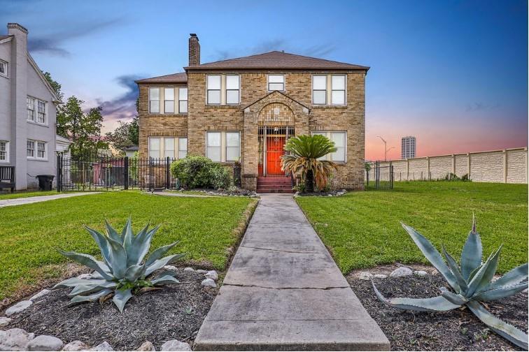 2214  Rosedale Street Houston Texas 77004, 4