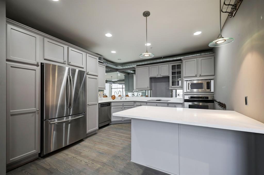 Photo #12: 37830215 Listing 