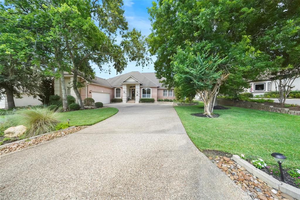 167  Stones Edge Drive Conroe Texas 77356, 39