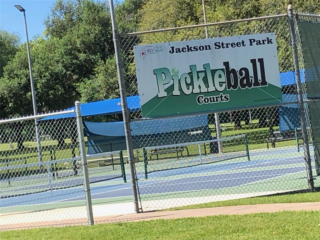 Jackson St Park