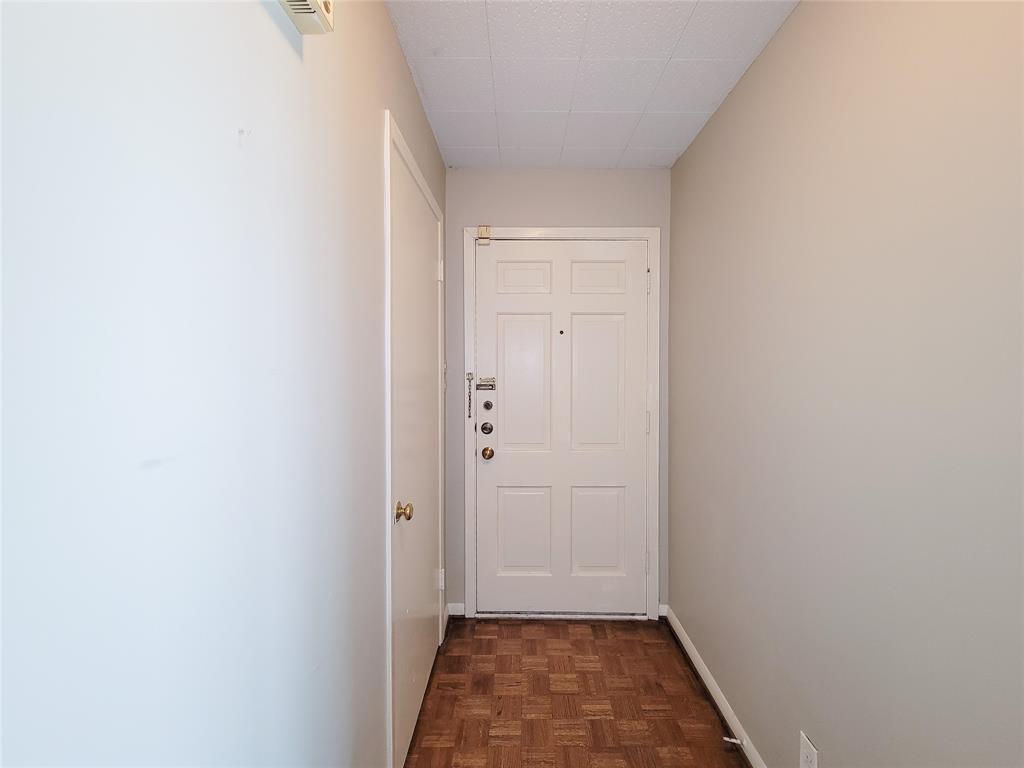 Photo #4: 41399566 Listing 